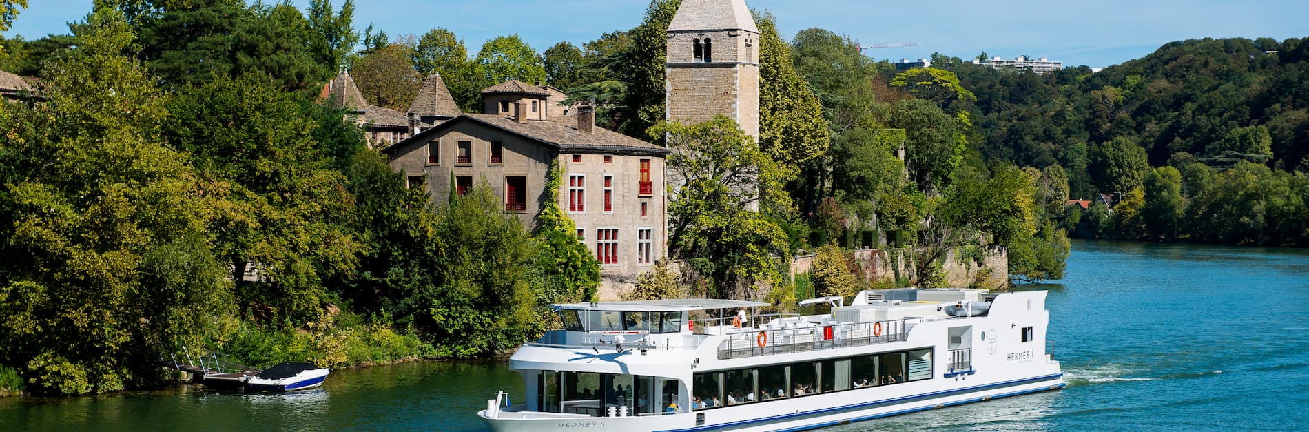 traiteur-bateaux-lyonnais-1