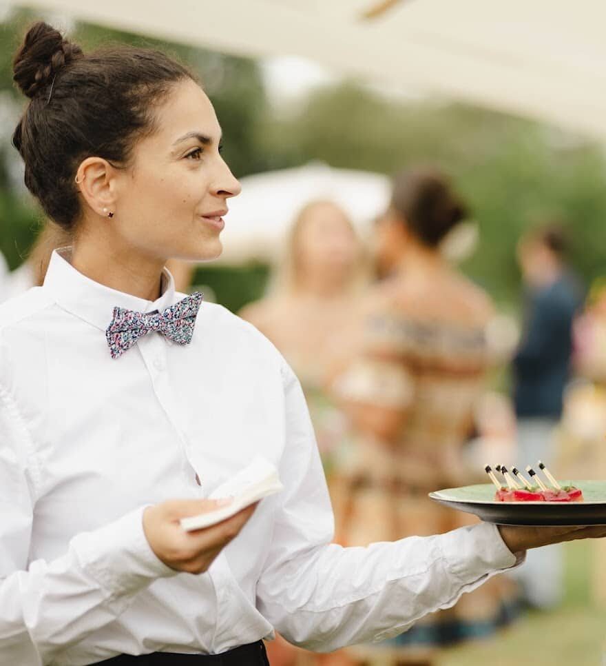 serveurs_cgastronomie-mariage-2 Serveurs_cgastronomie-mariage