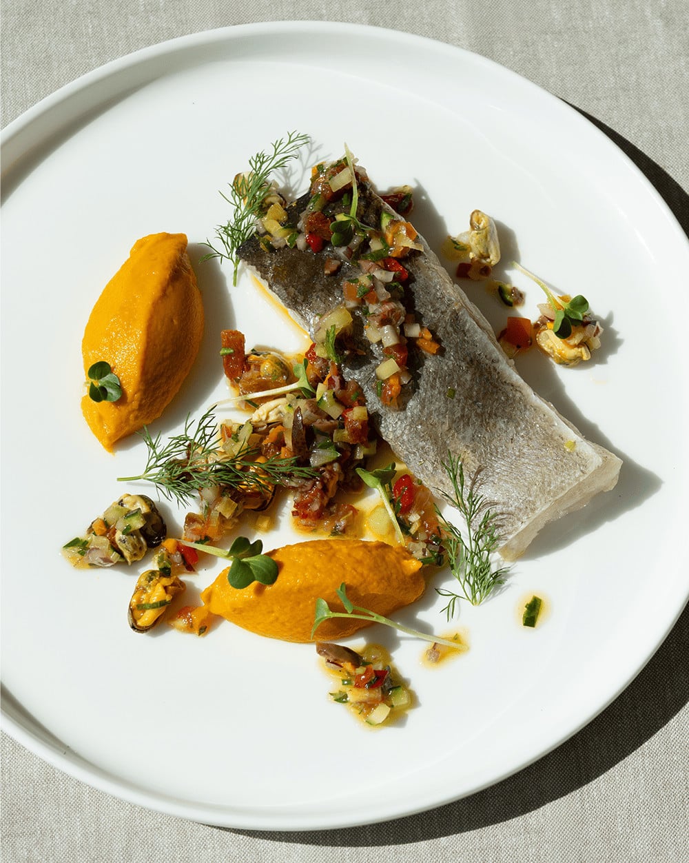 https://www.c-gastronomie.fr/wp-content/uploads/2026/08/filet-de-lieu-jaune.jpg